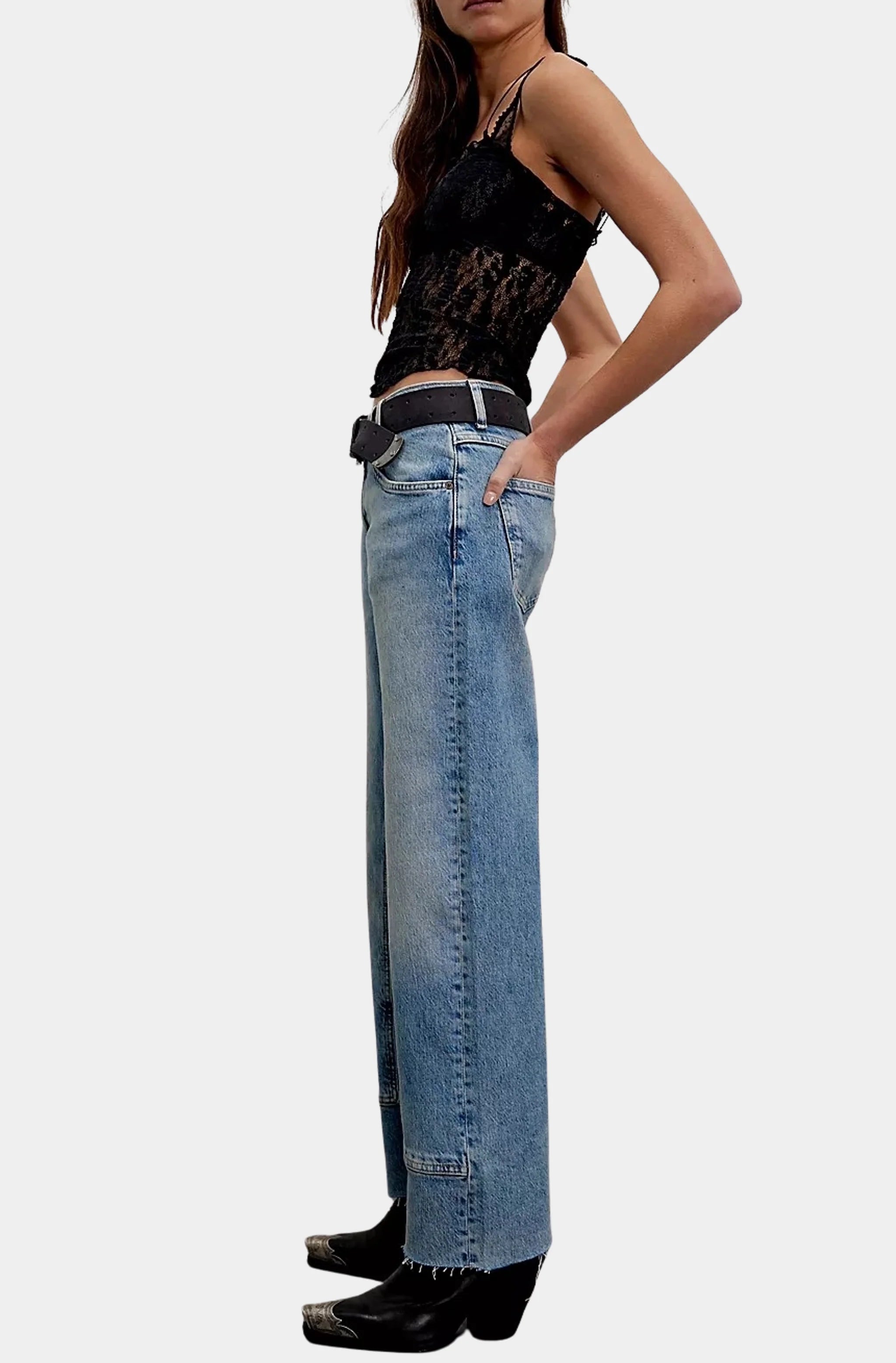 Risk Taker Mid-Rise Straight Jean