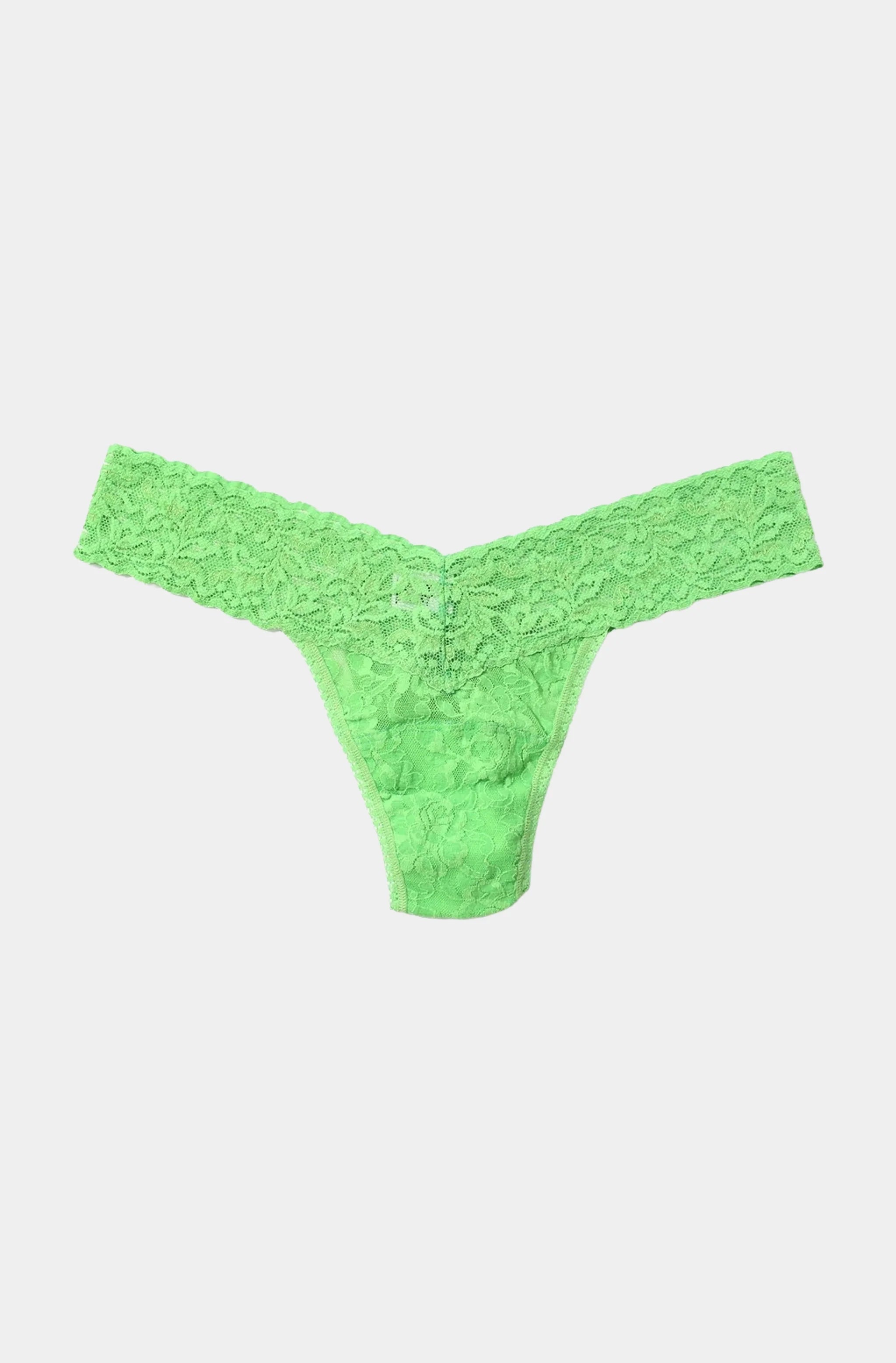 Signature Lace Low Rise Thong