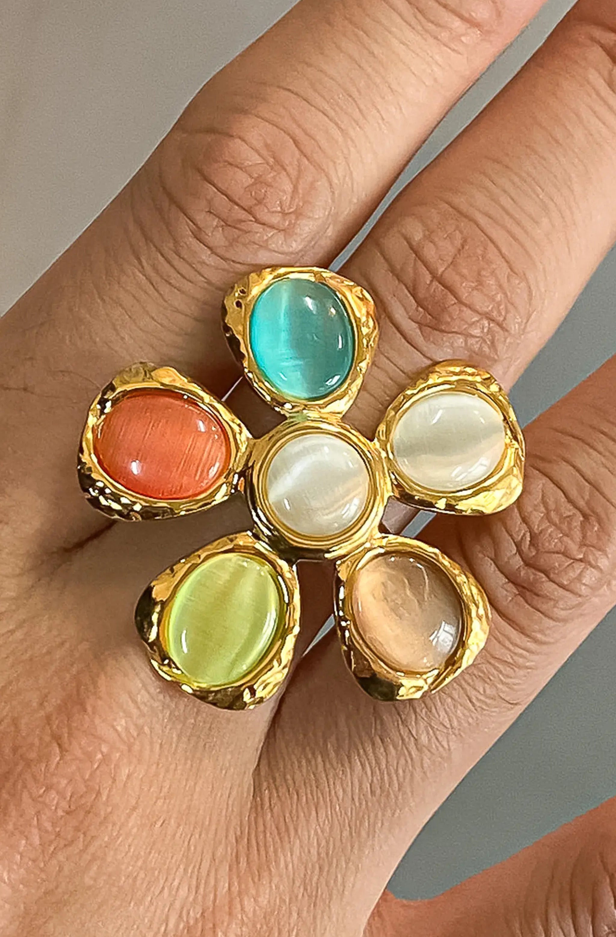 Stephane Vintage Stone Floral Ring