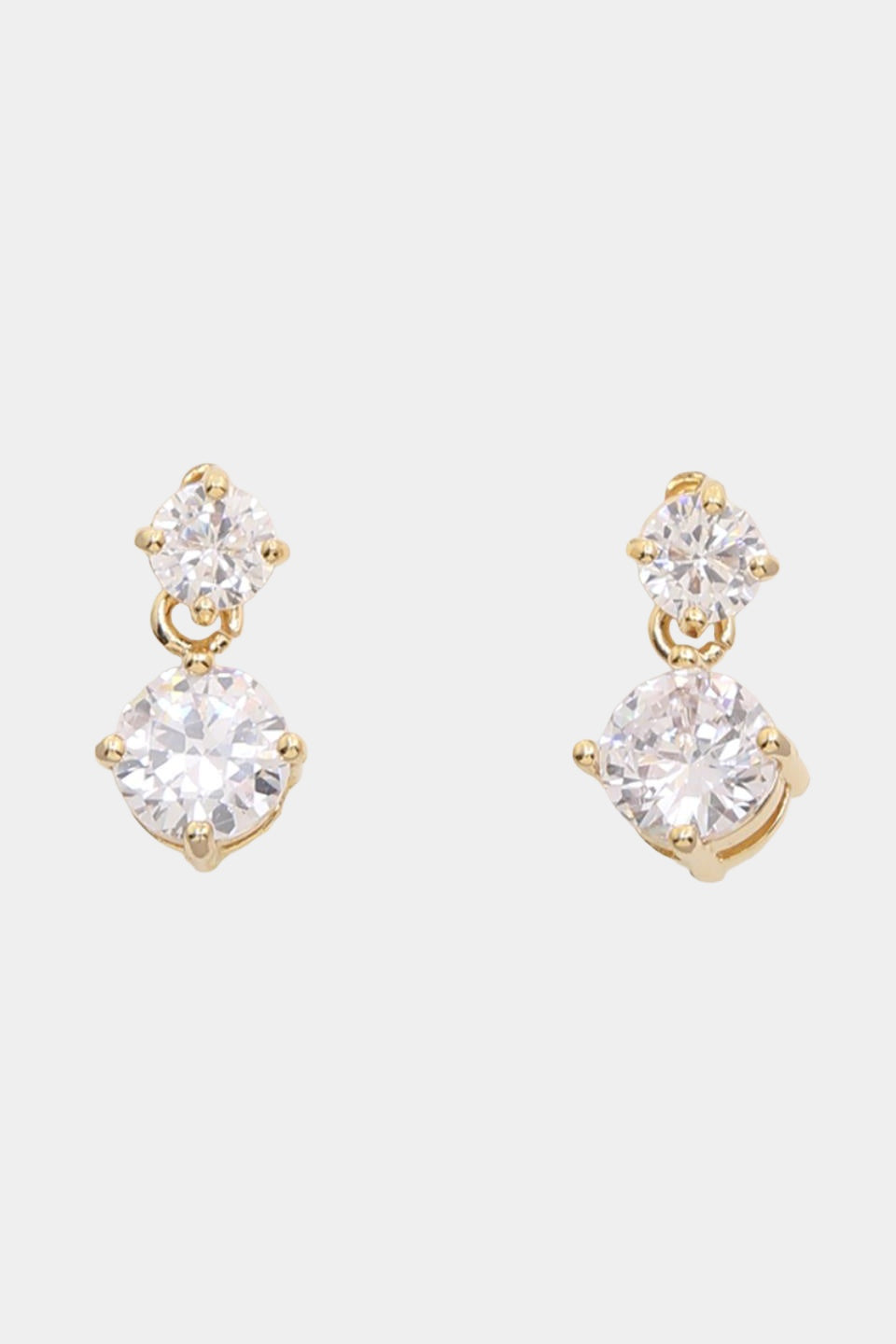 Hemline Fav KME-8714 earrings on light gray background