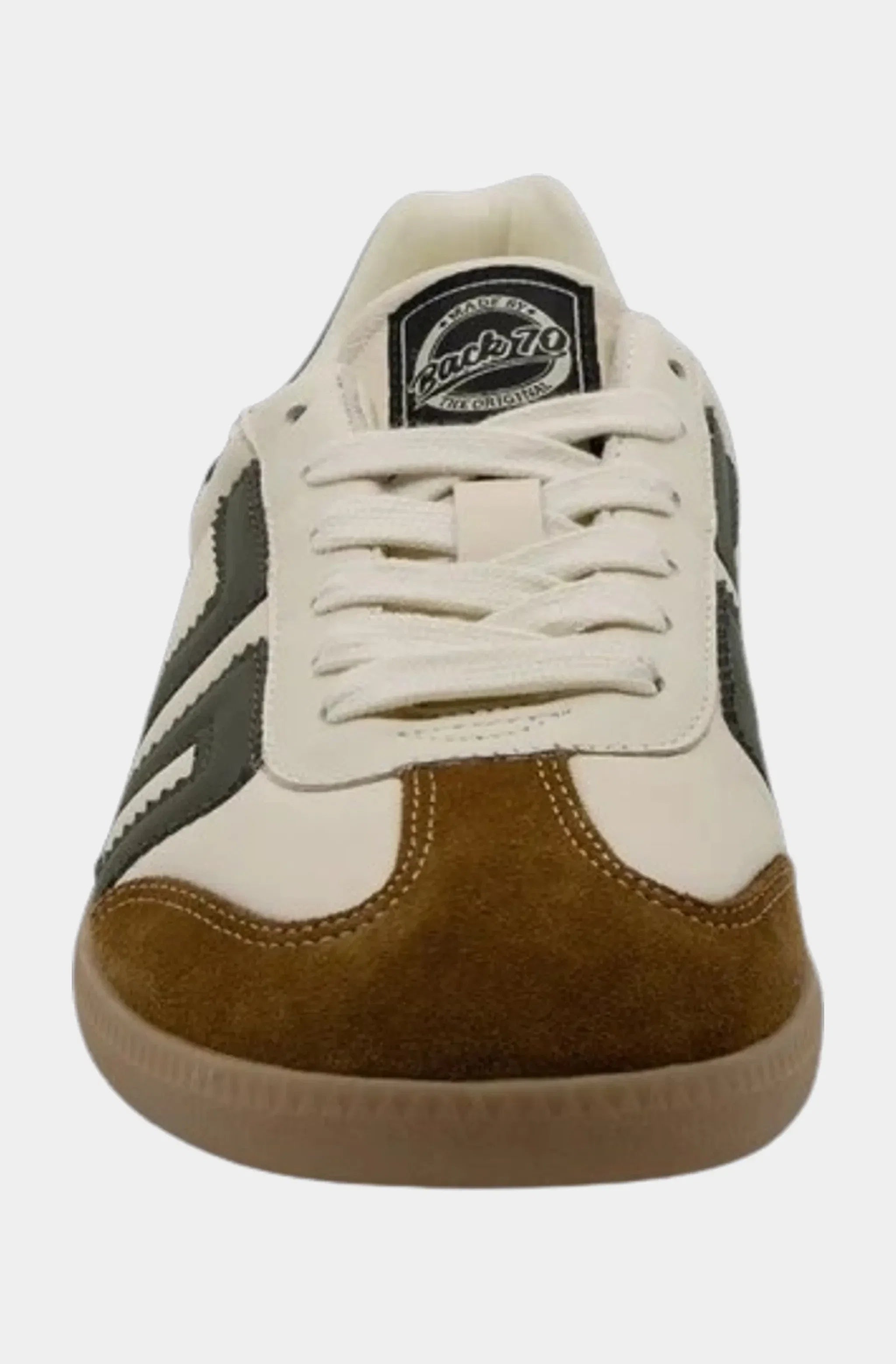 Cloud W26 Sneakers